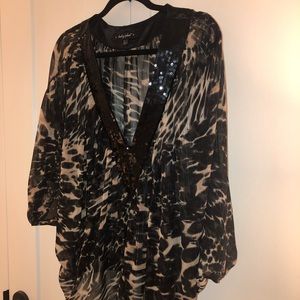 Beautiful sequin Top! 1x!